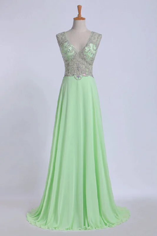 2024 V-Neck Prom Dresses A-Line/Princess With PYT4E8JP