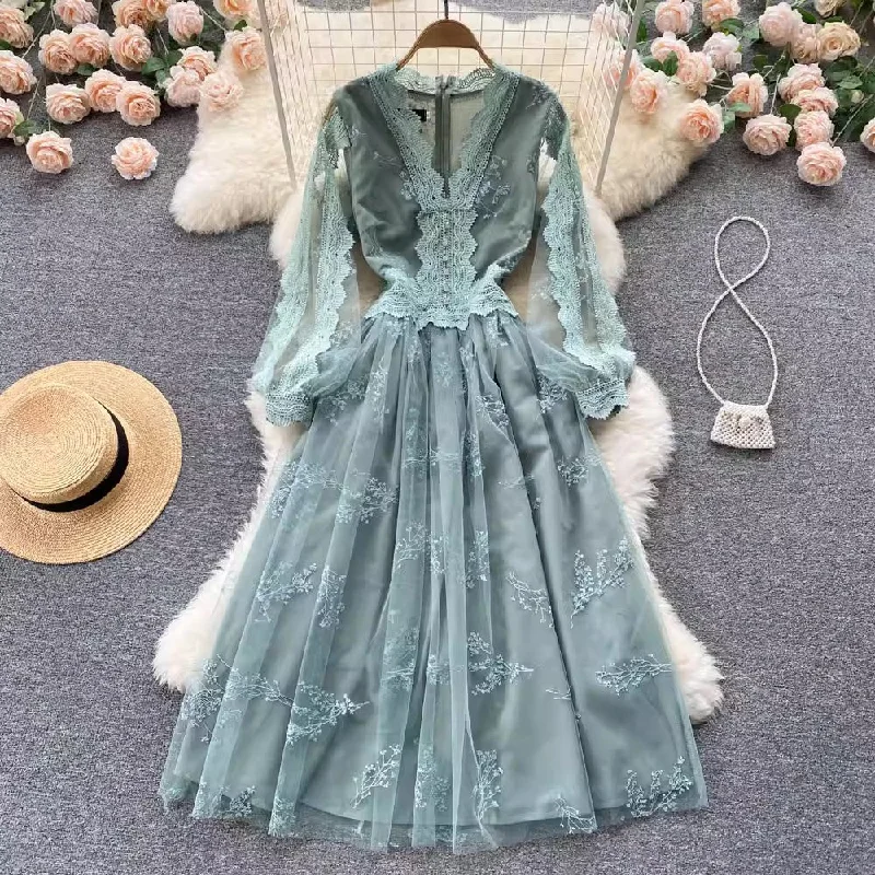 women's lace V-neck mesh puff sleeves A-line long skirt    S4653 lightweight skirt design