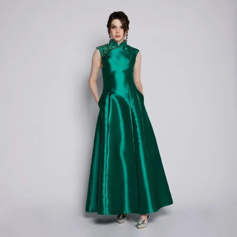 Finny Qipao Dress