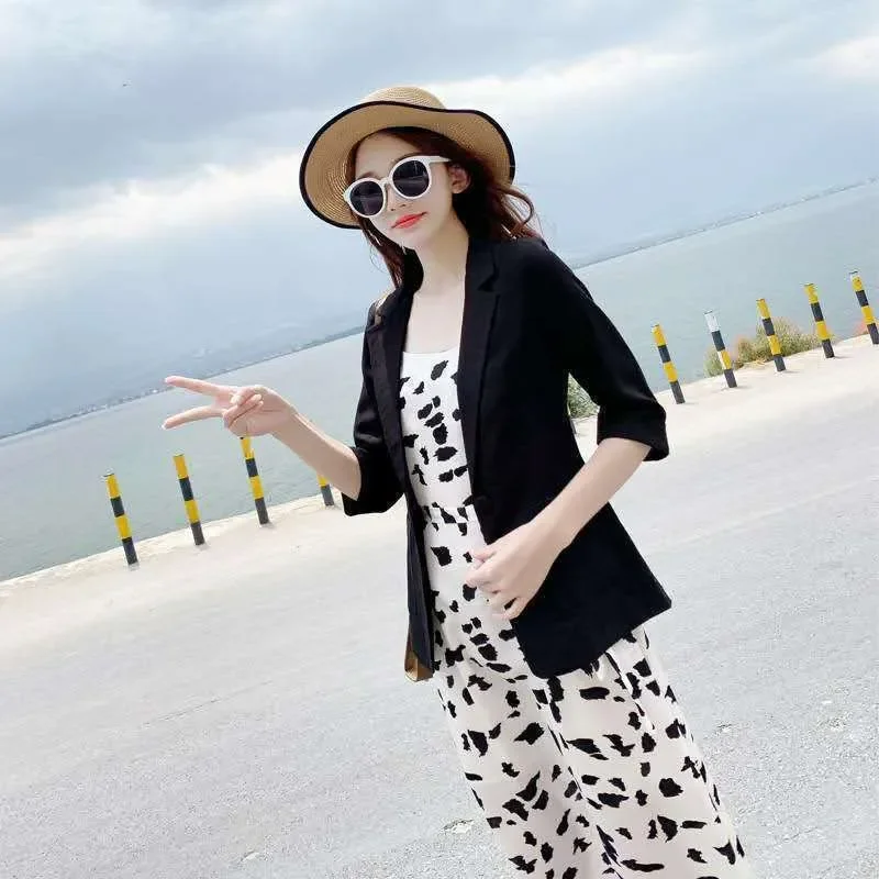 Plus Size Women Casual Solid Color Crop Sleeve Lapel Blazer Plus Size Women's Coat