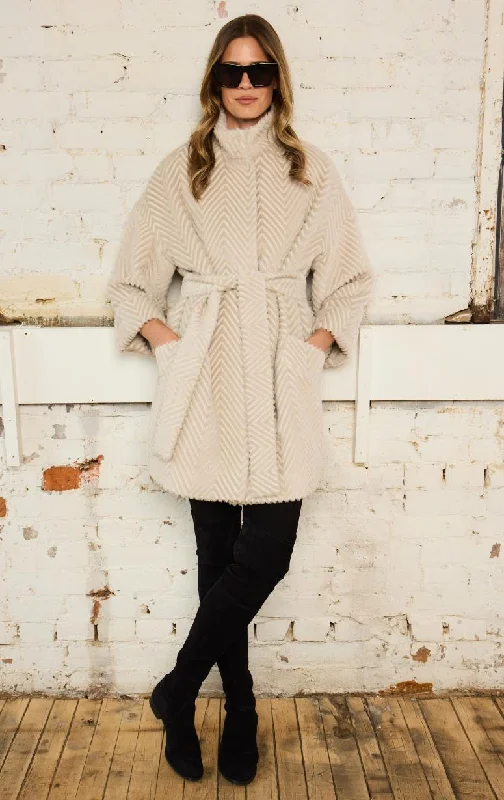 Tardia - Alpaca Coat with Chevron Detail Toggle Coat Shawl Collar Coat Notch Collar Coat Tardia - Alpaca Coat with Chevron Detail Toggle Coat Shawl Collar Coat Notch Collar Coat