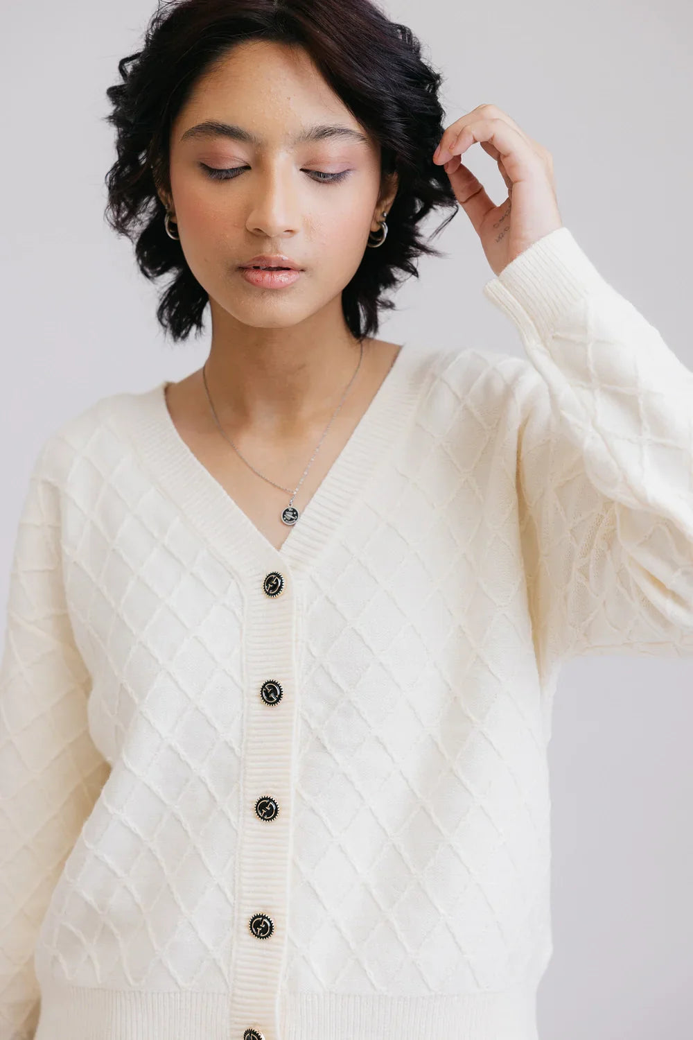 Full Sleeves V-Neck Cardigan Sweater Layered Multi-layer Single Layer
